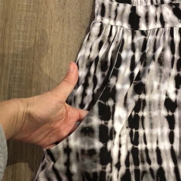 NWOT! - KENNETH COLE REACTION Tie Dye Pocketed Mini Dress - Picture 4 of 5